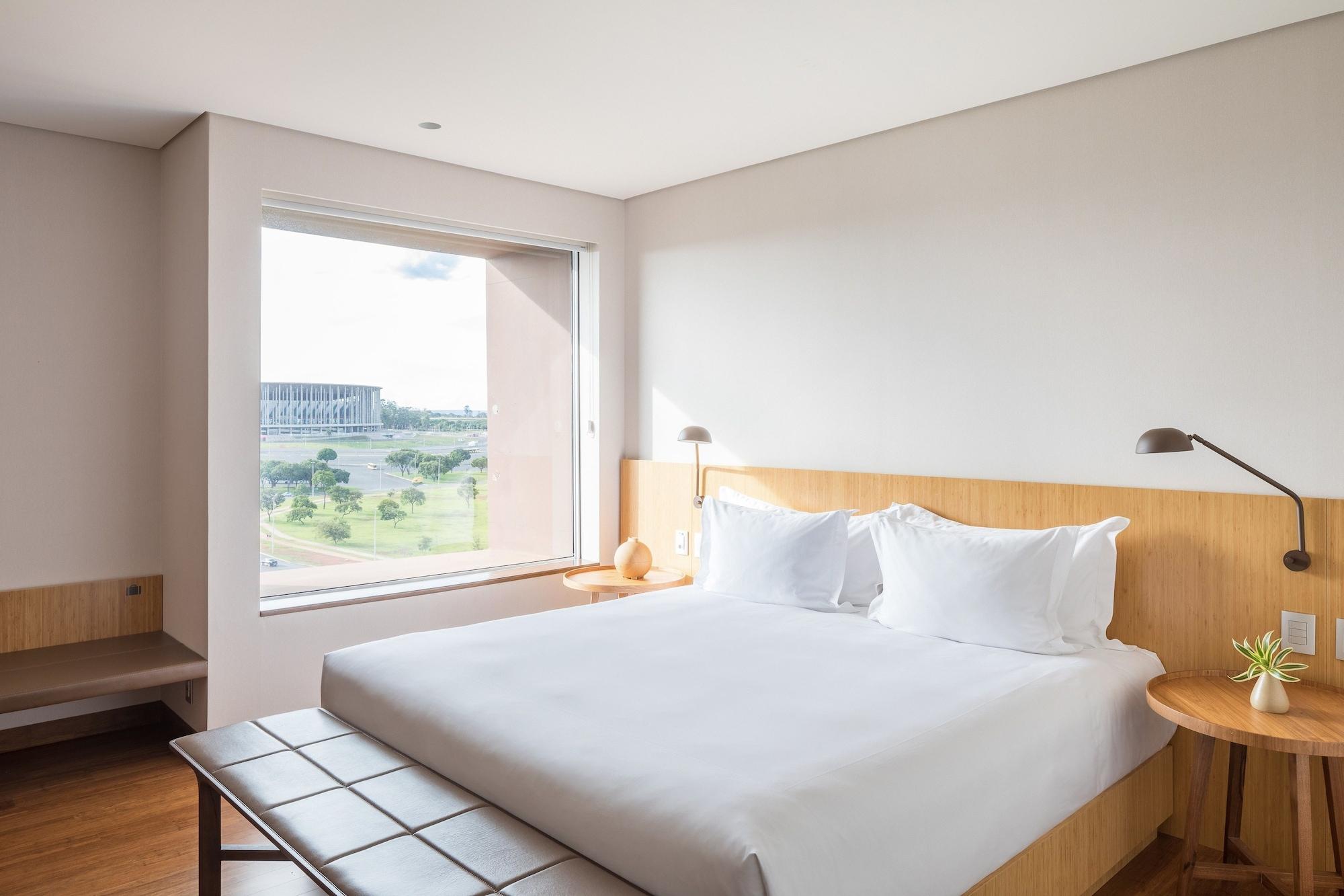 B Hotel บราซิเลีย ภายนอก รูปภาพ A bedroom at the hotel