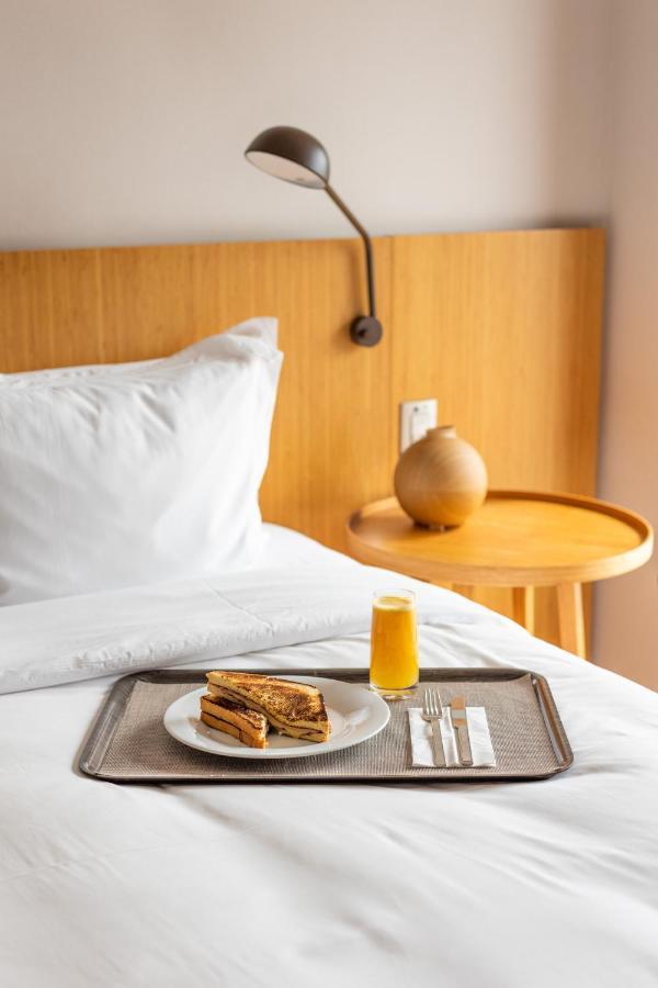 B Hotel บราซิเลีย ภายนอก รูปภาพ Room service